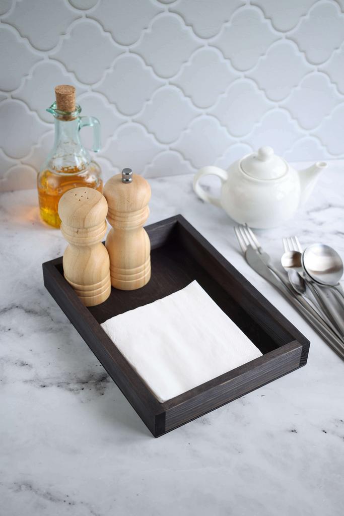 Ящик из сосны черный.