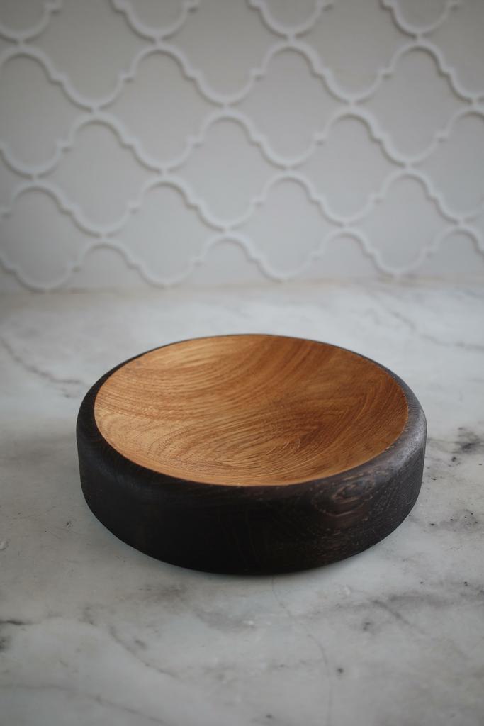 Плошка двухцветная, закругленная, дуб.