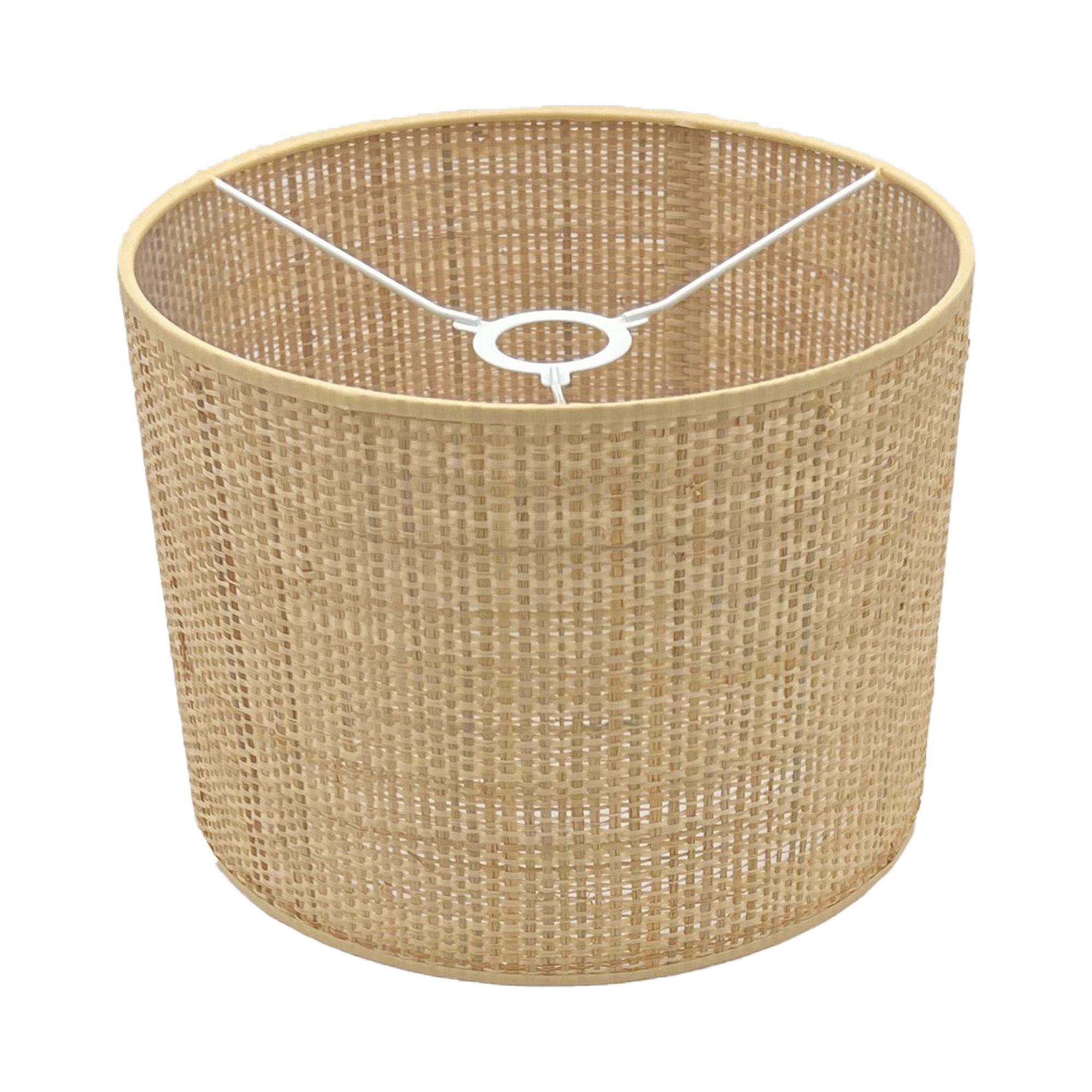 Абажур из полотна рафии