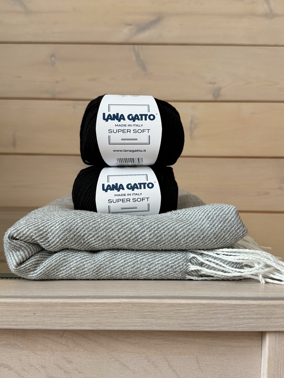 LANA GATTO Super Soft 10008