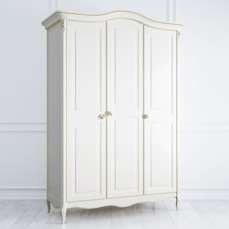 Шкаф 3 дверный G123-K02-G