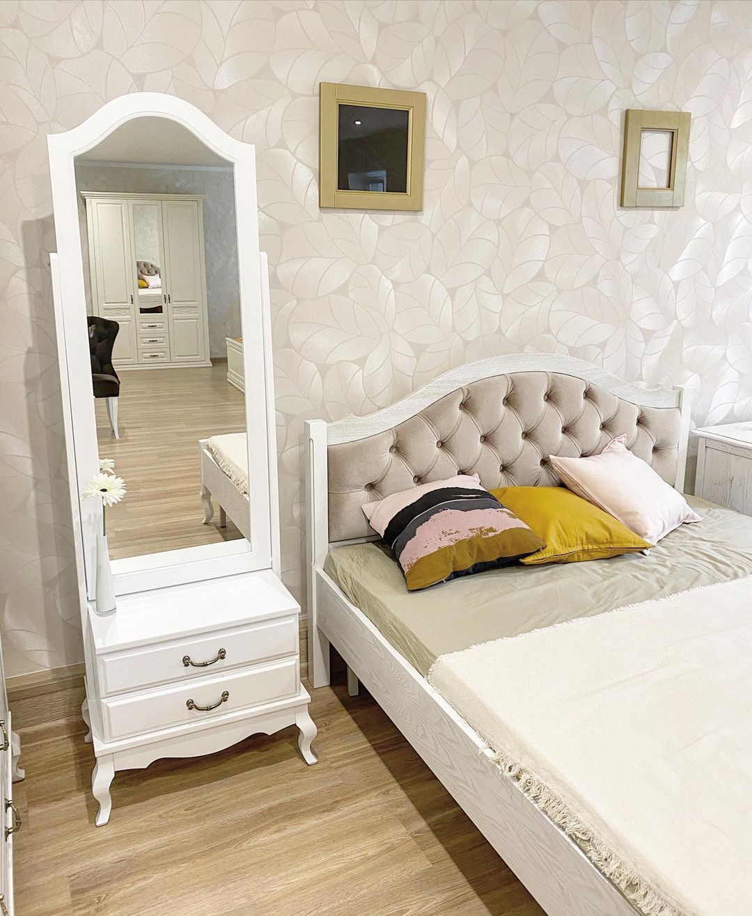 НАПОЛЬНОЕ ЗЕРКАЛО