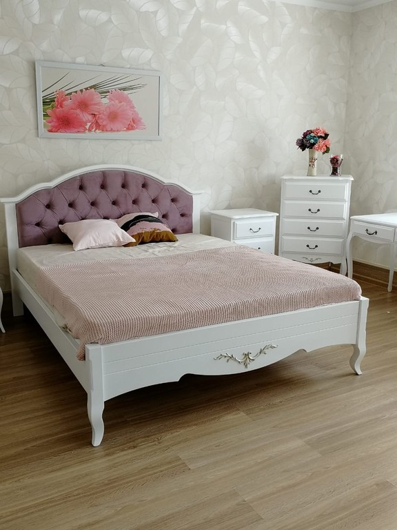 КРОВАТЬ С МЯГКИМ ИЗГОЛОВЬЕМ 90*200