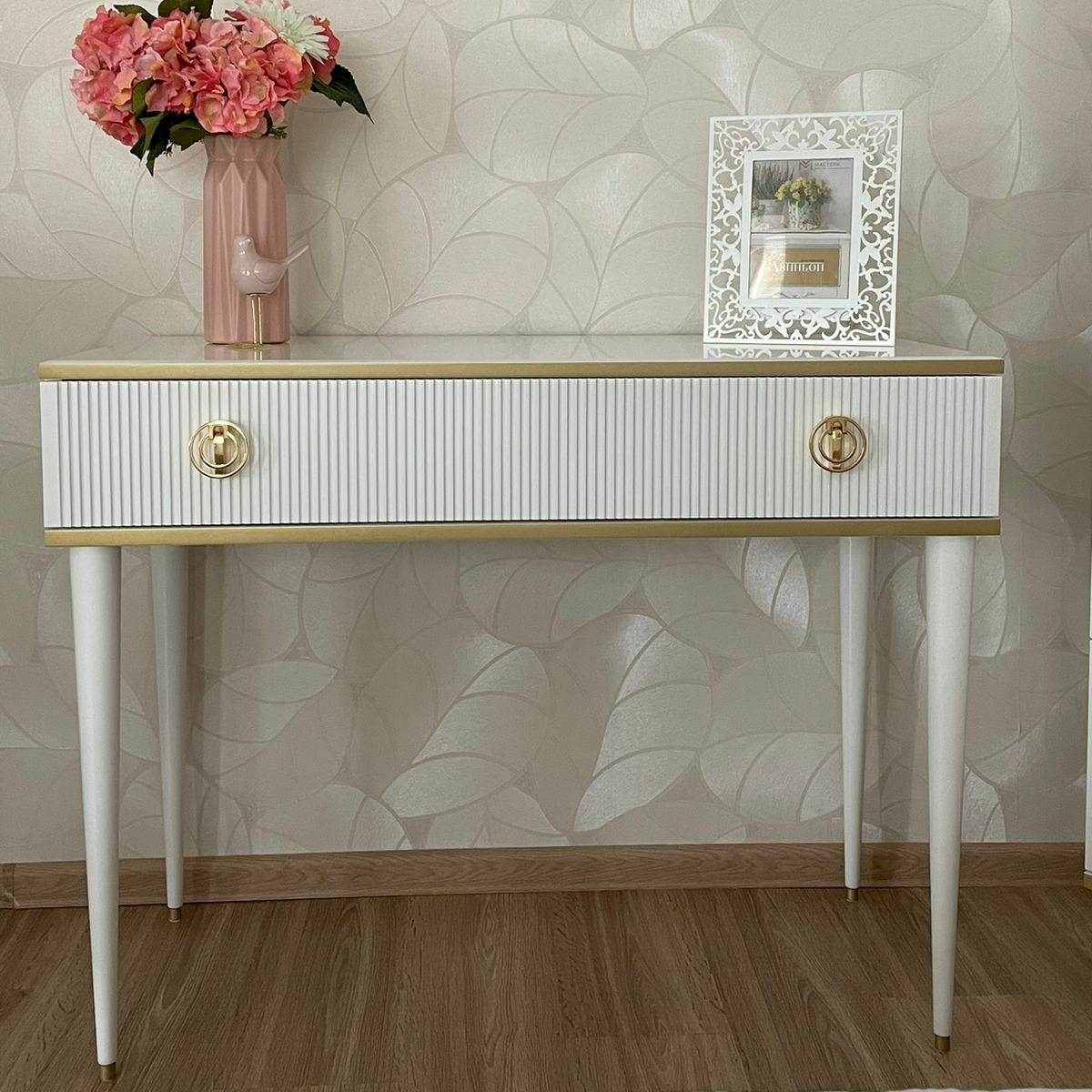 Туалетный стол GLO4