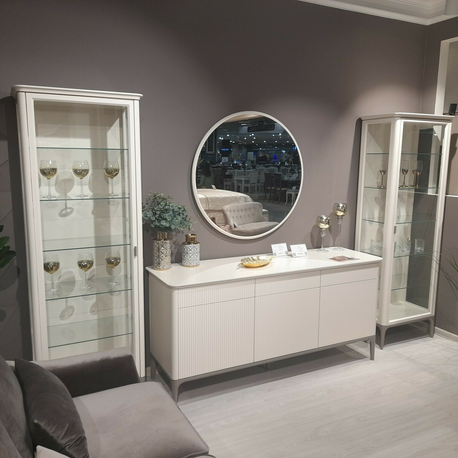 Комод  Pr07AT-gold