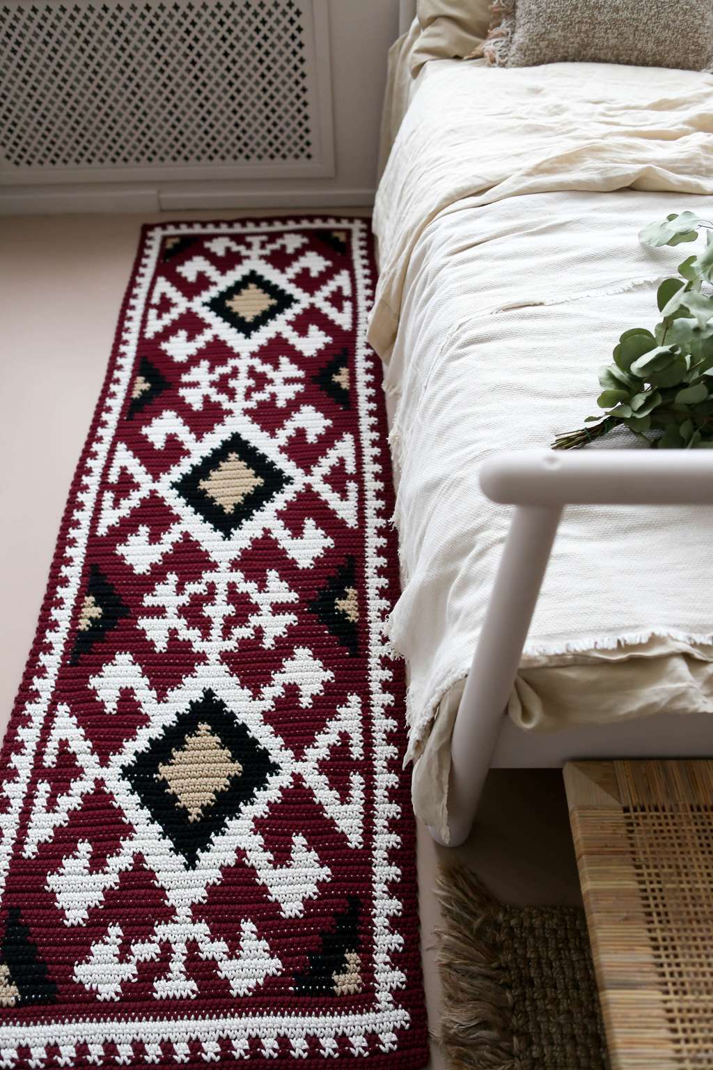 ОПИСАНИЕ ВЯЗАНИЯ КОВРА "АМАЛТЕЯ"