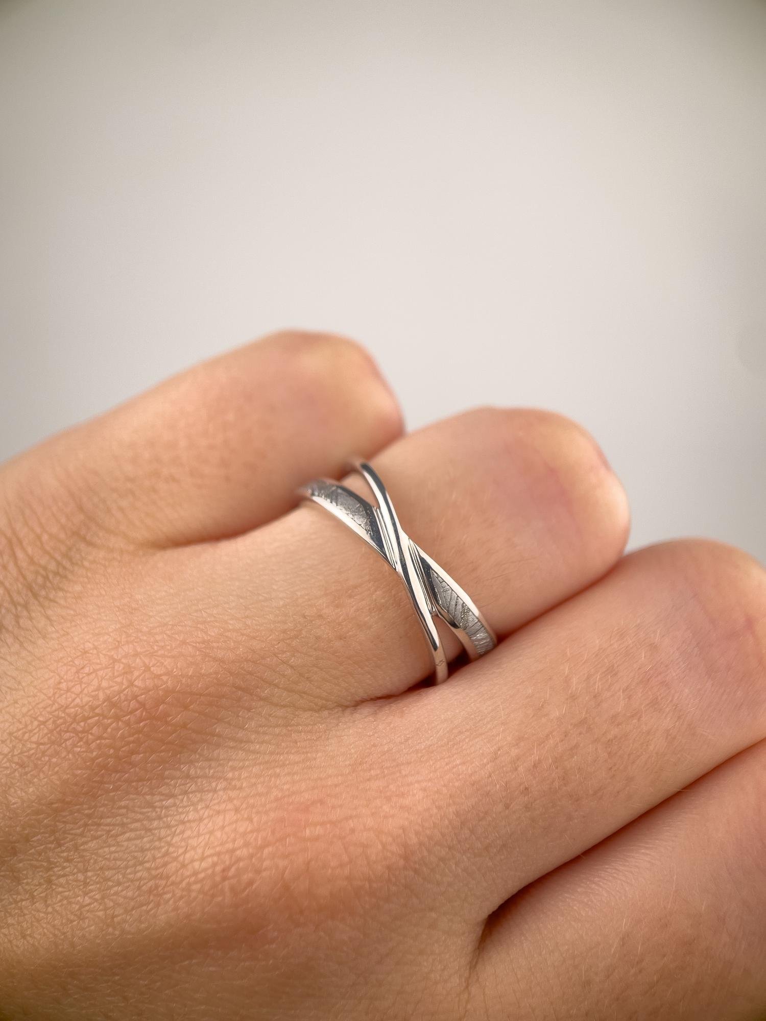 Кольцо с метеоритом "Crossfade"