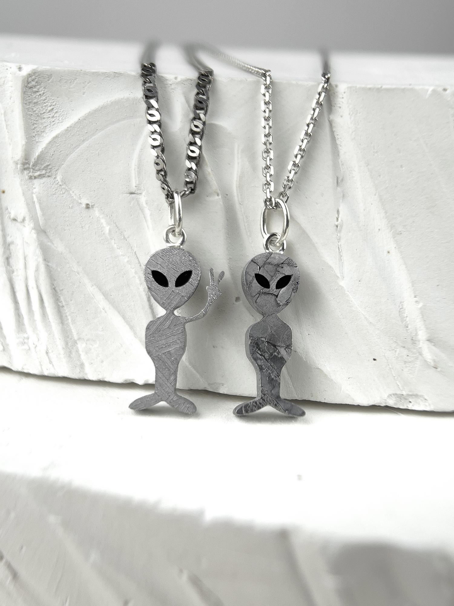 Кулон Плунотик