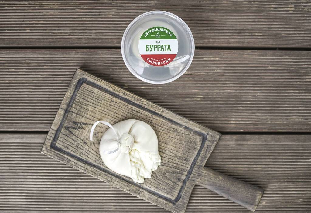 Сыр буррата из цельного молока купить в москве, бурата без консервантов и заменителей, сыр буррата из натурального молока, сыр буррата бзмж и консервантов, бурата оптом,