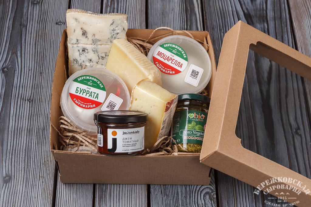 Подарочный набор с сырами. "ИТАЛИЯ"