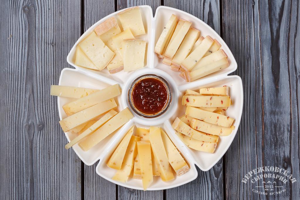 Тарелка №4 /под игристое вино