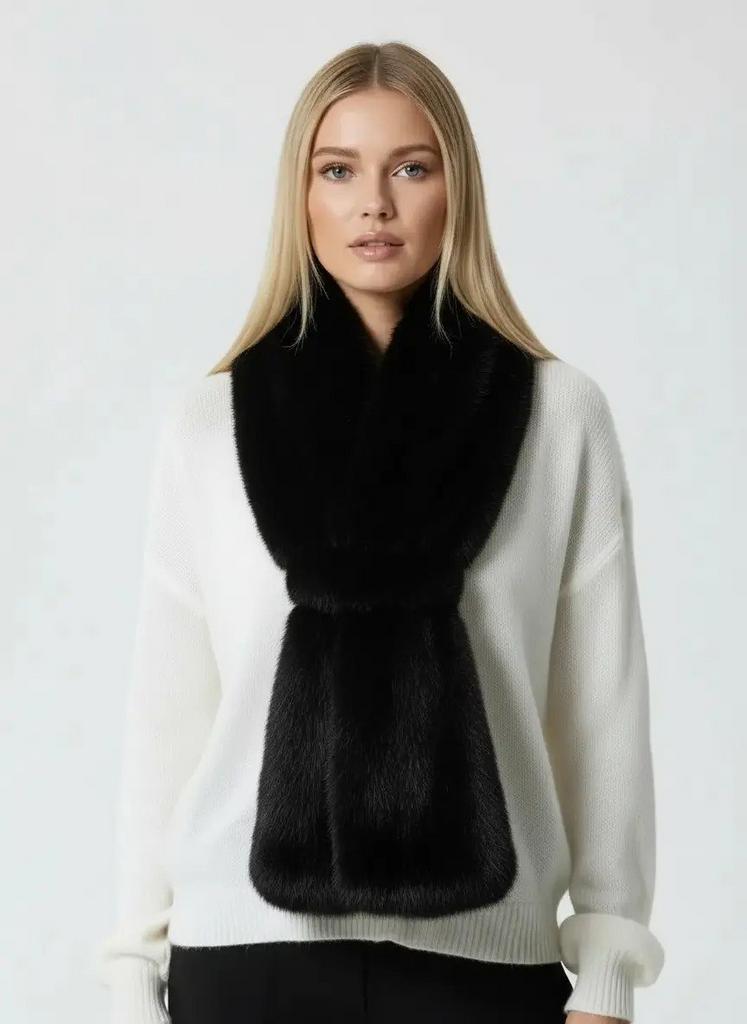 Шарф из меха под норку "Иду на Щелкунчика"