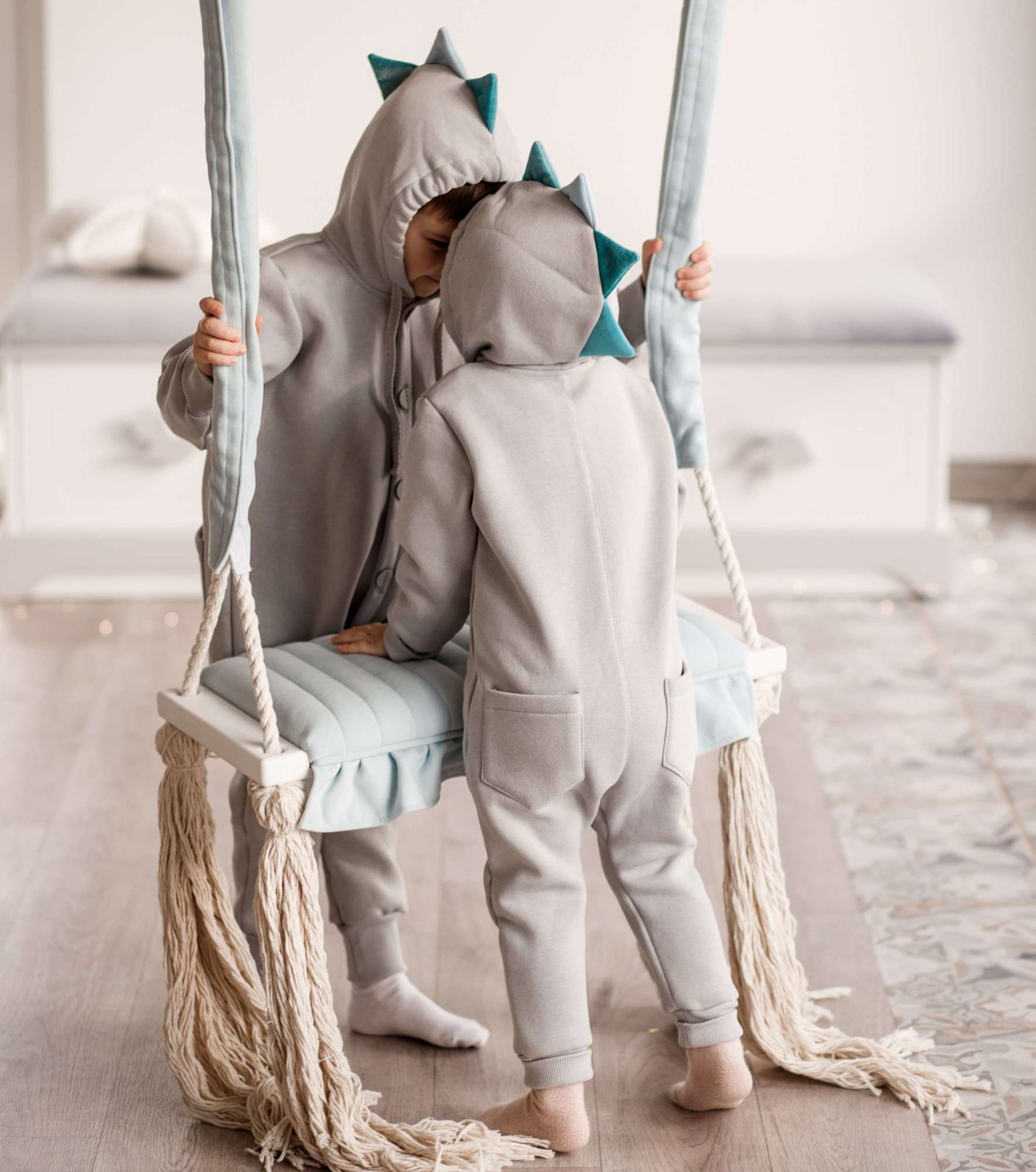 Комбинезон Amari Дракоша светло серый