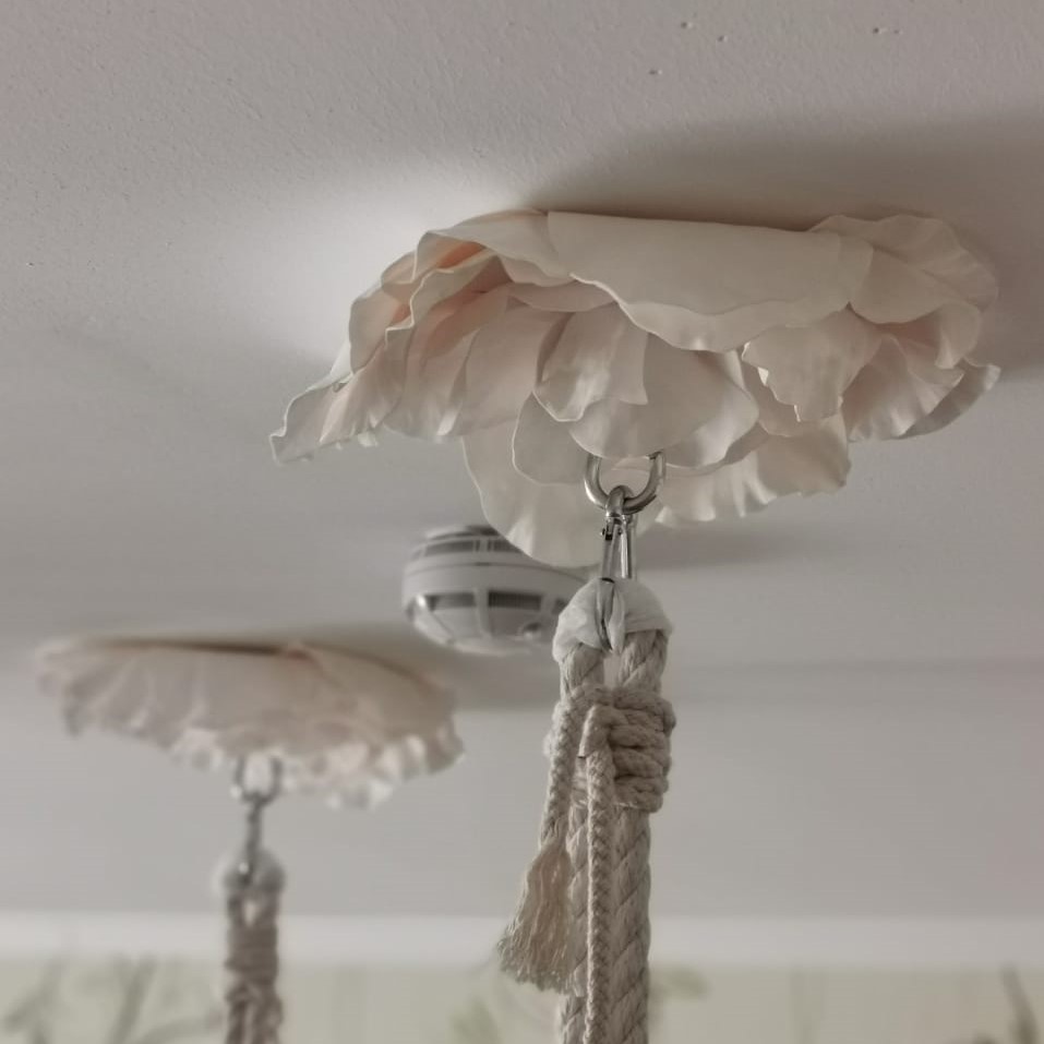 Потолочный декор цветок