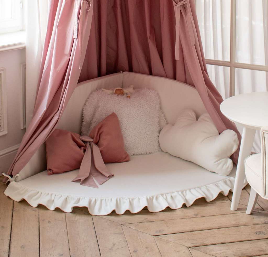 Игровая зона напольная мягкий уголок белый