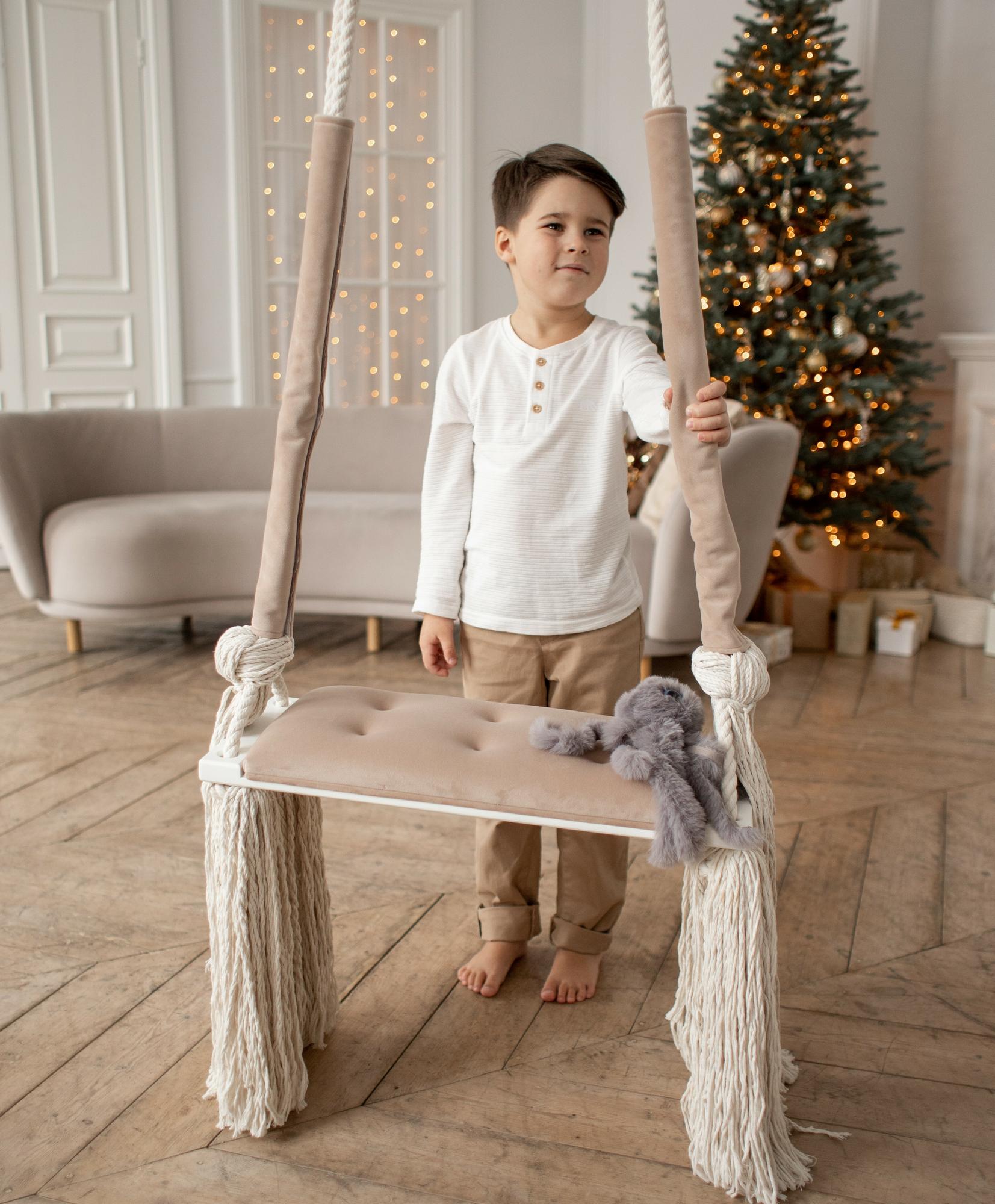 Качели интерьерные Amari песочный велюр