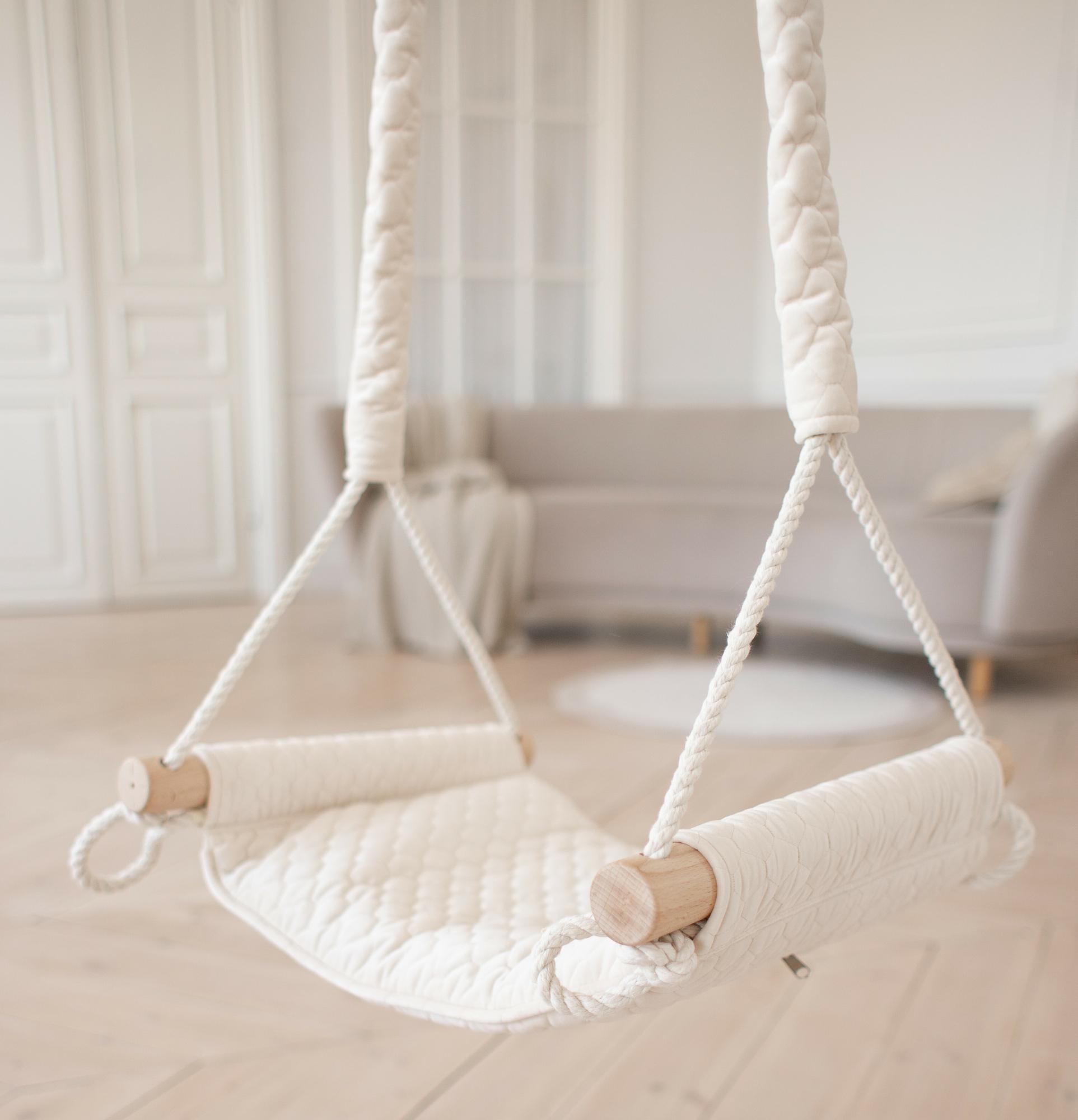 Качели подвесные гибкие на возраст 2-8 лет