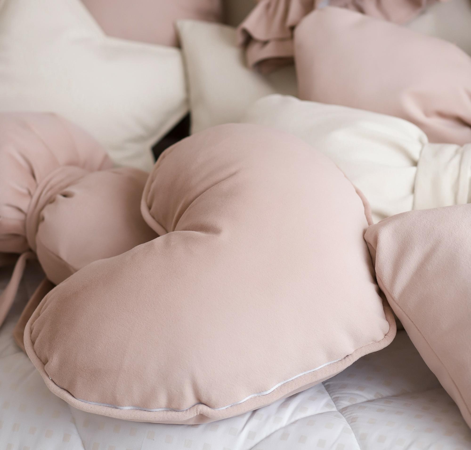 Подушка декоративная сердце