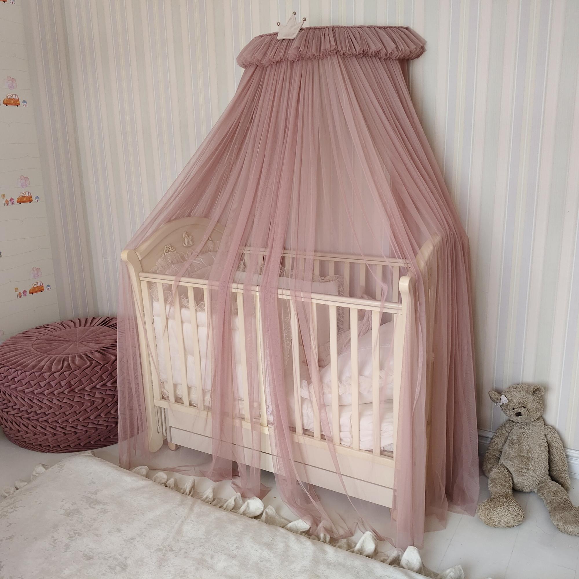 Балдахин настенный с карнизом