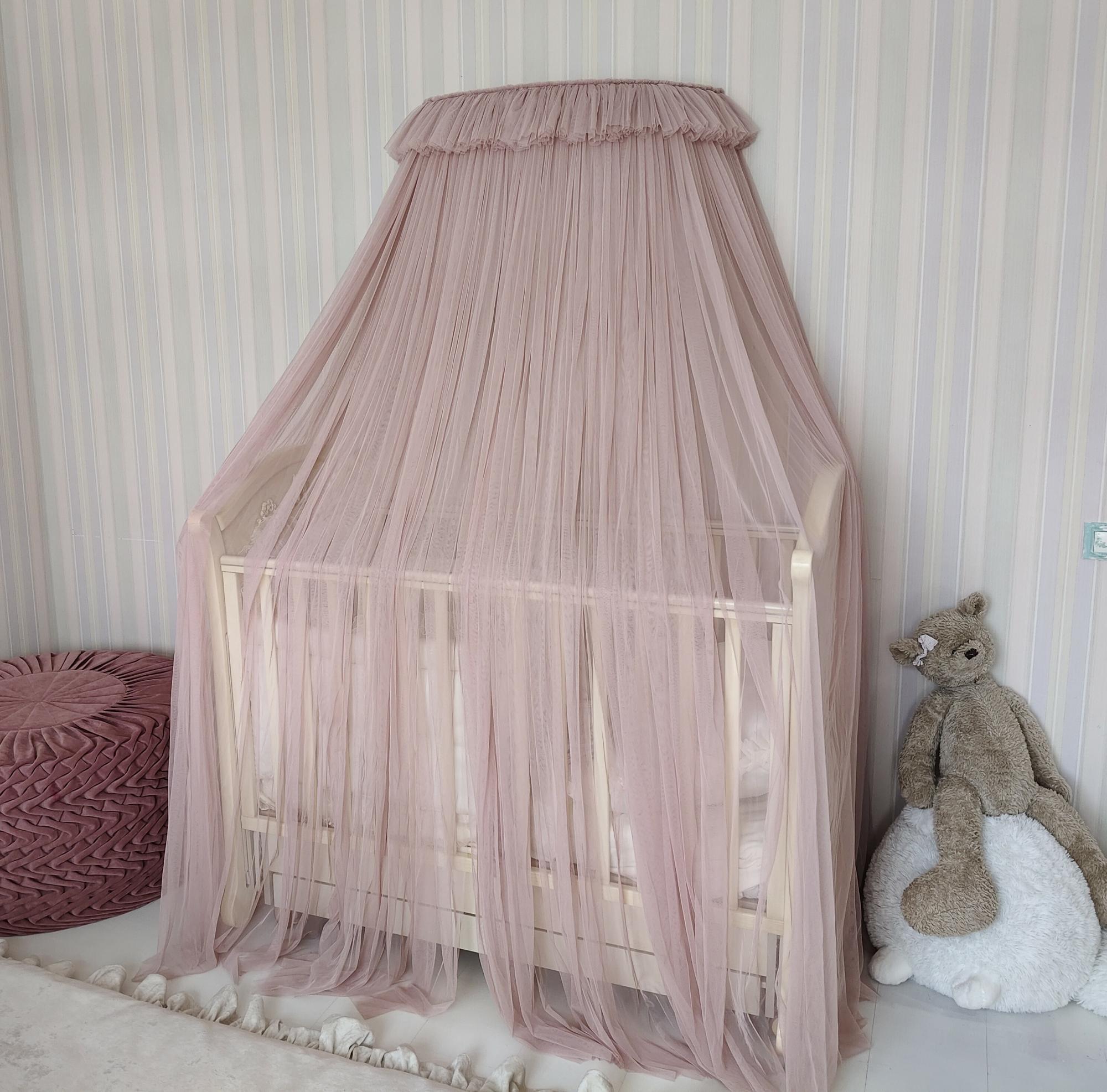 Балдахин приглушенный розовый  настенный с карнизом