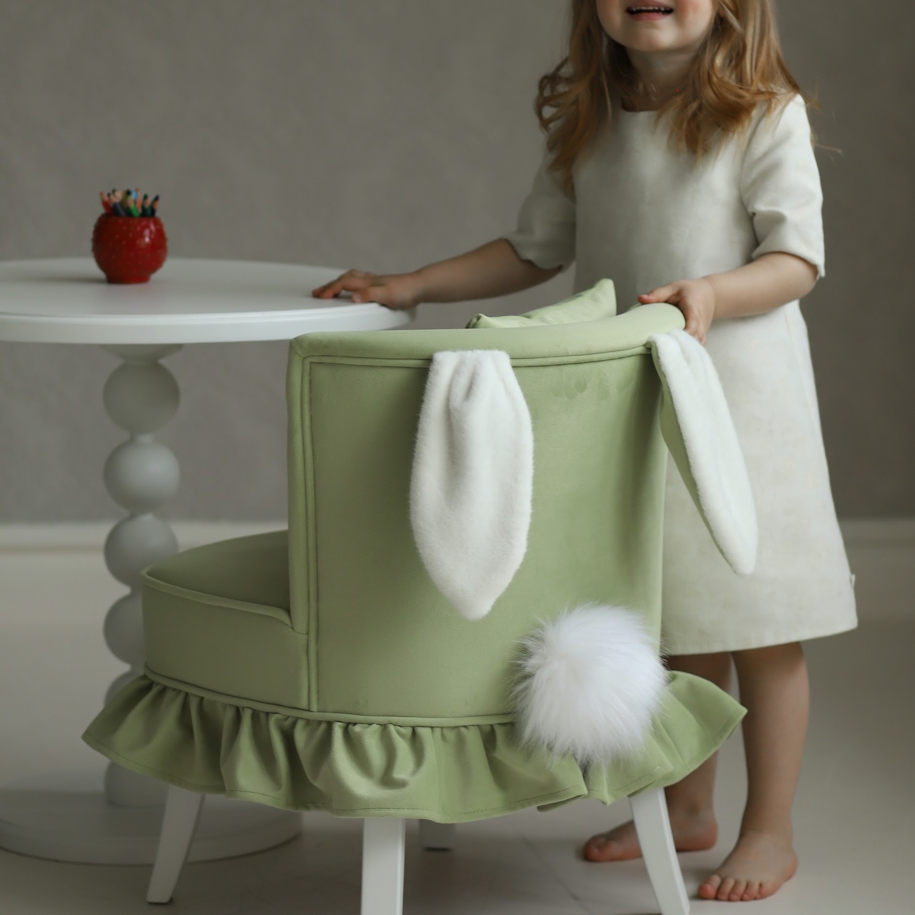 Детское кресло Amari  Зайка Оливка