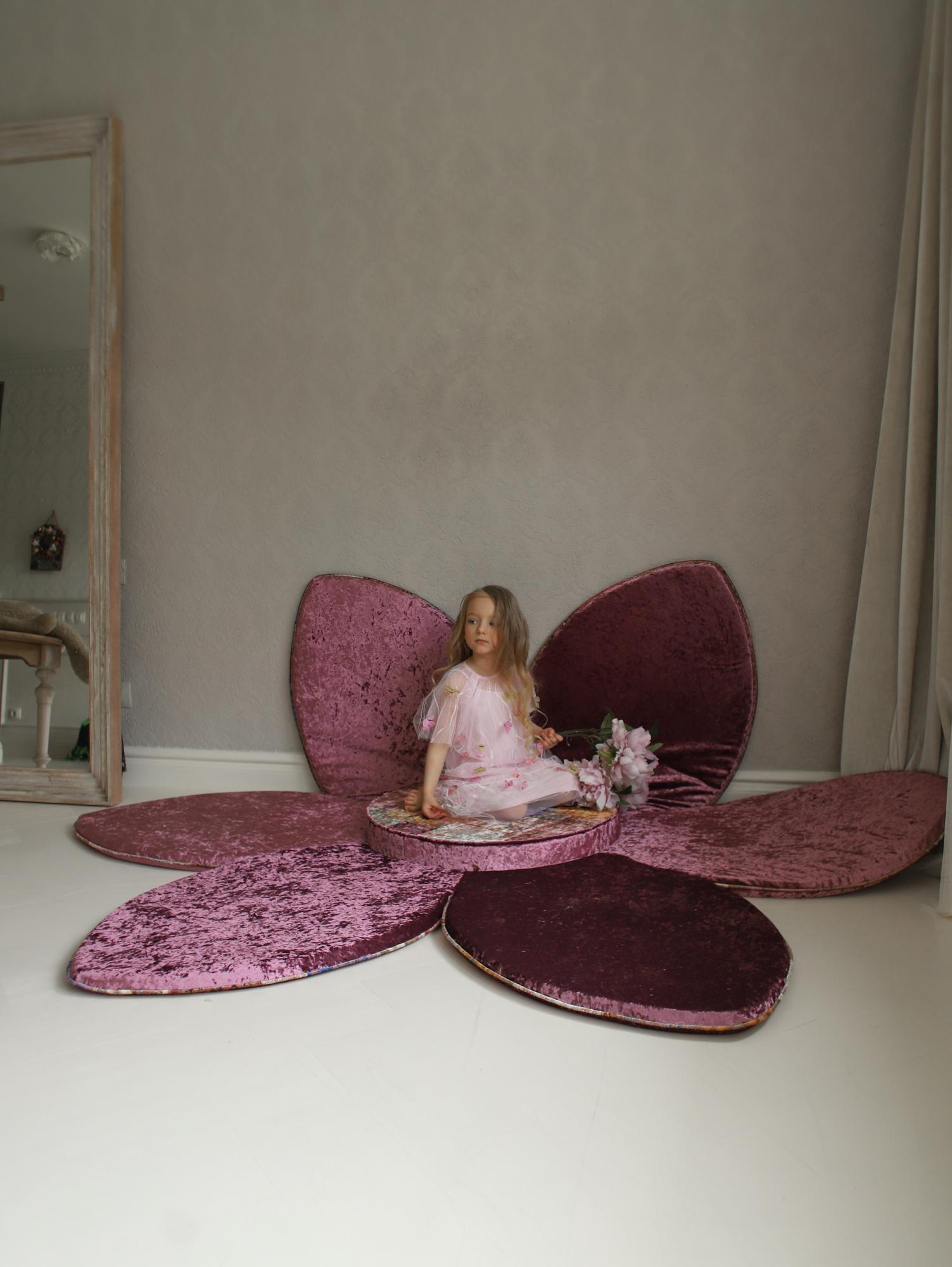 Игровой уголок цветок