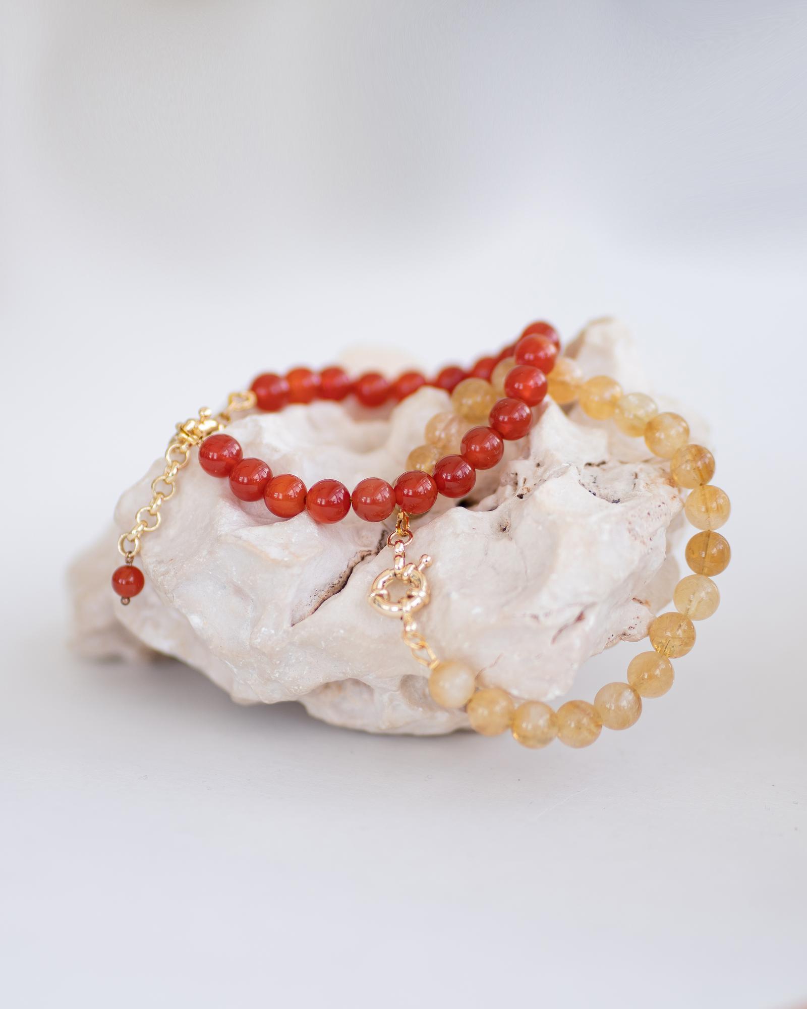 Браслет из натурального камня шар 8 мм