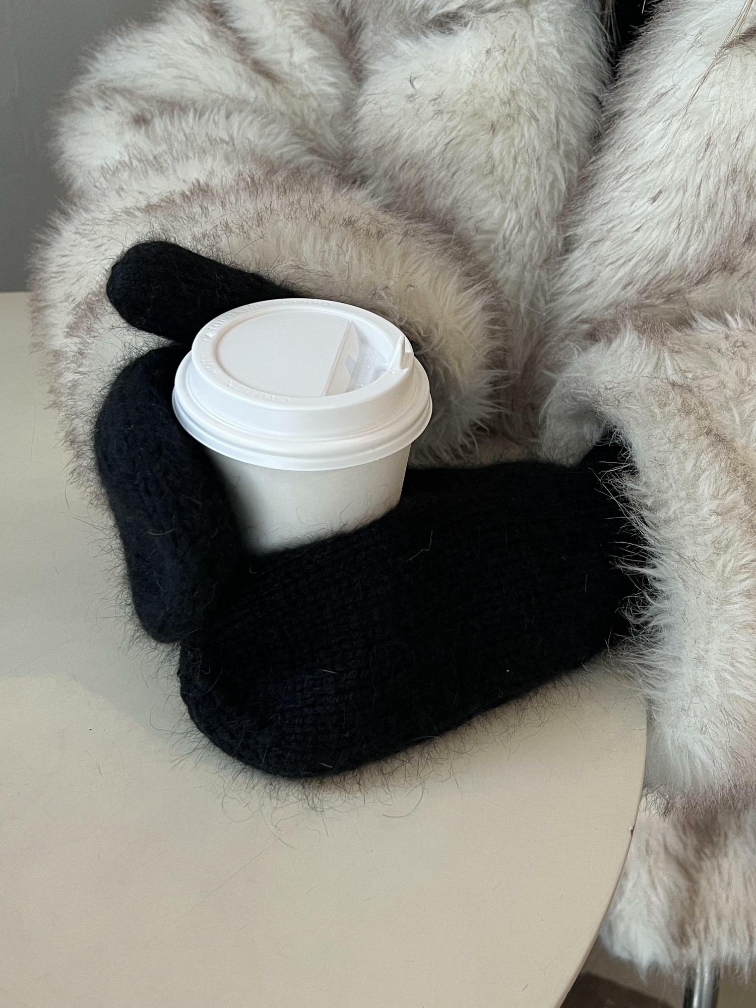 Варежки НОРА чёрные