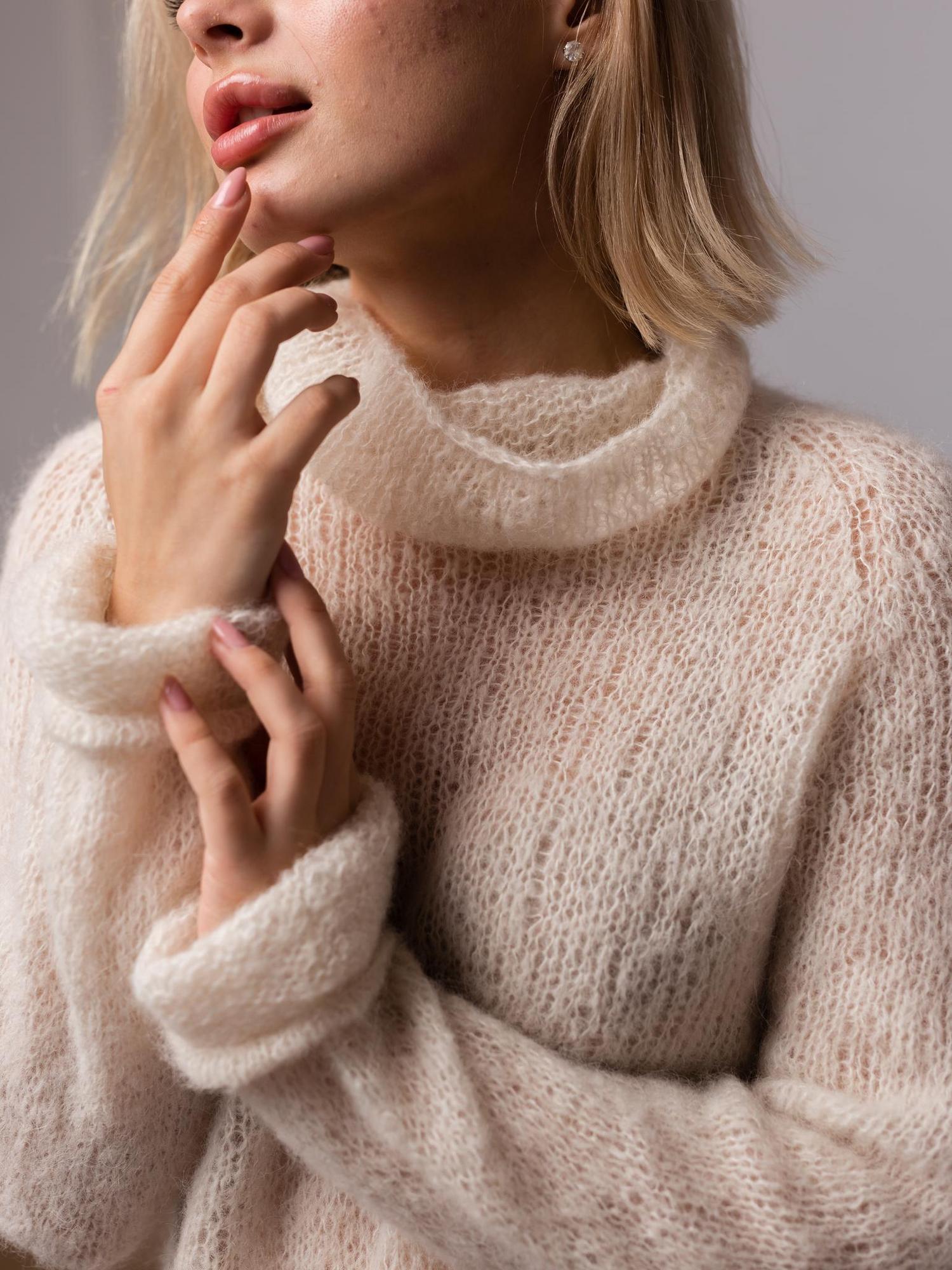 Свитер BASE шампань