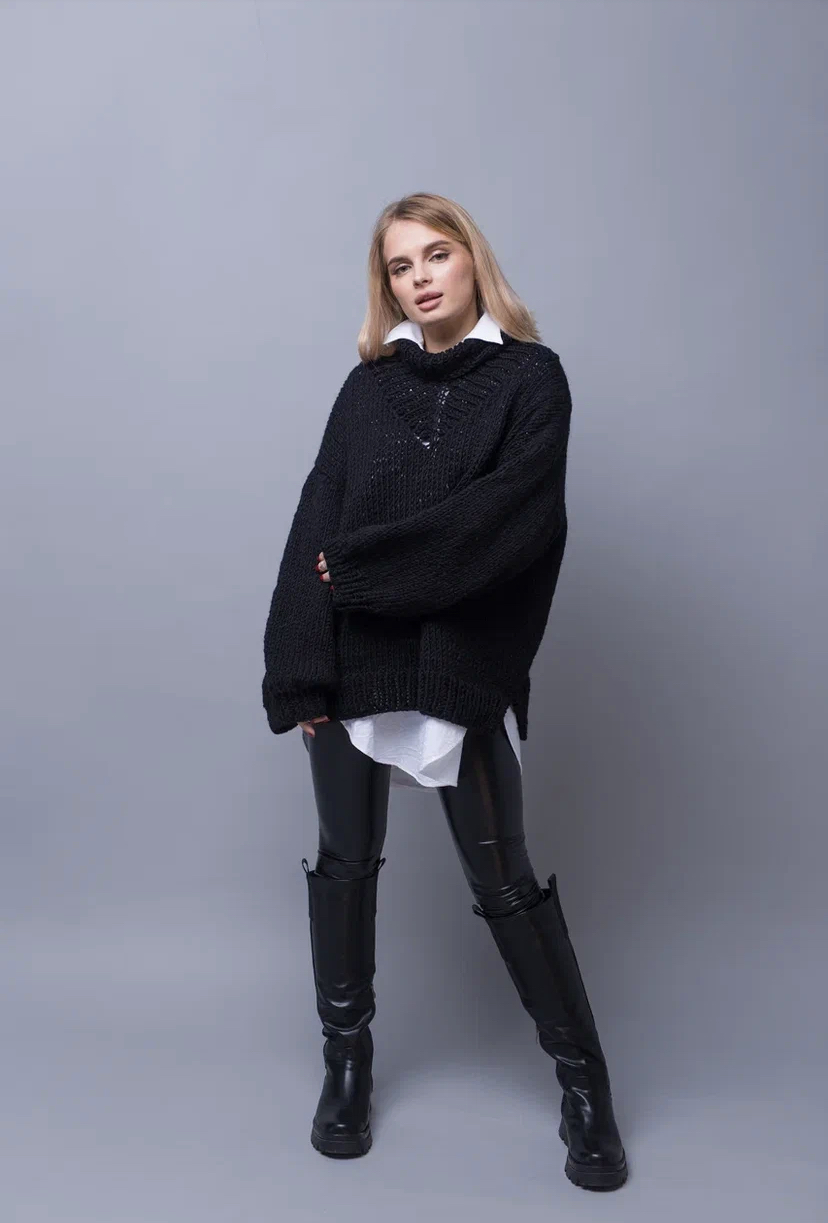 Свитер NIKI чёрный