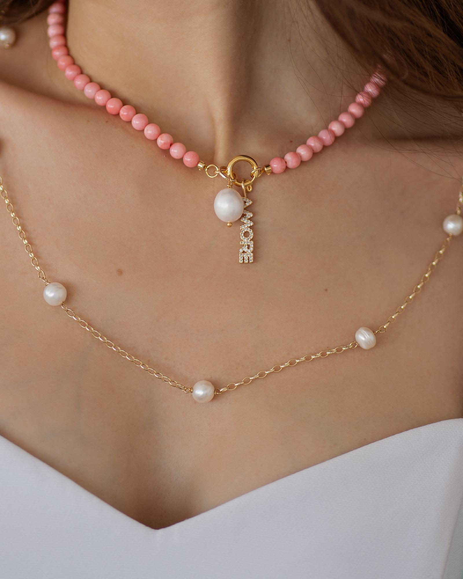 Колье из коралла  6мм , gold/silver