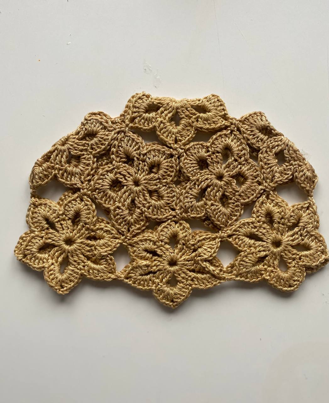 Шапочка Нарцисс бежевый