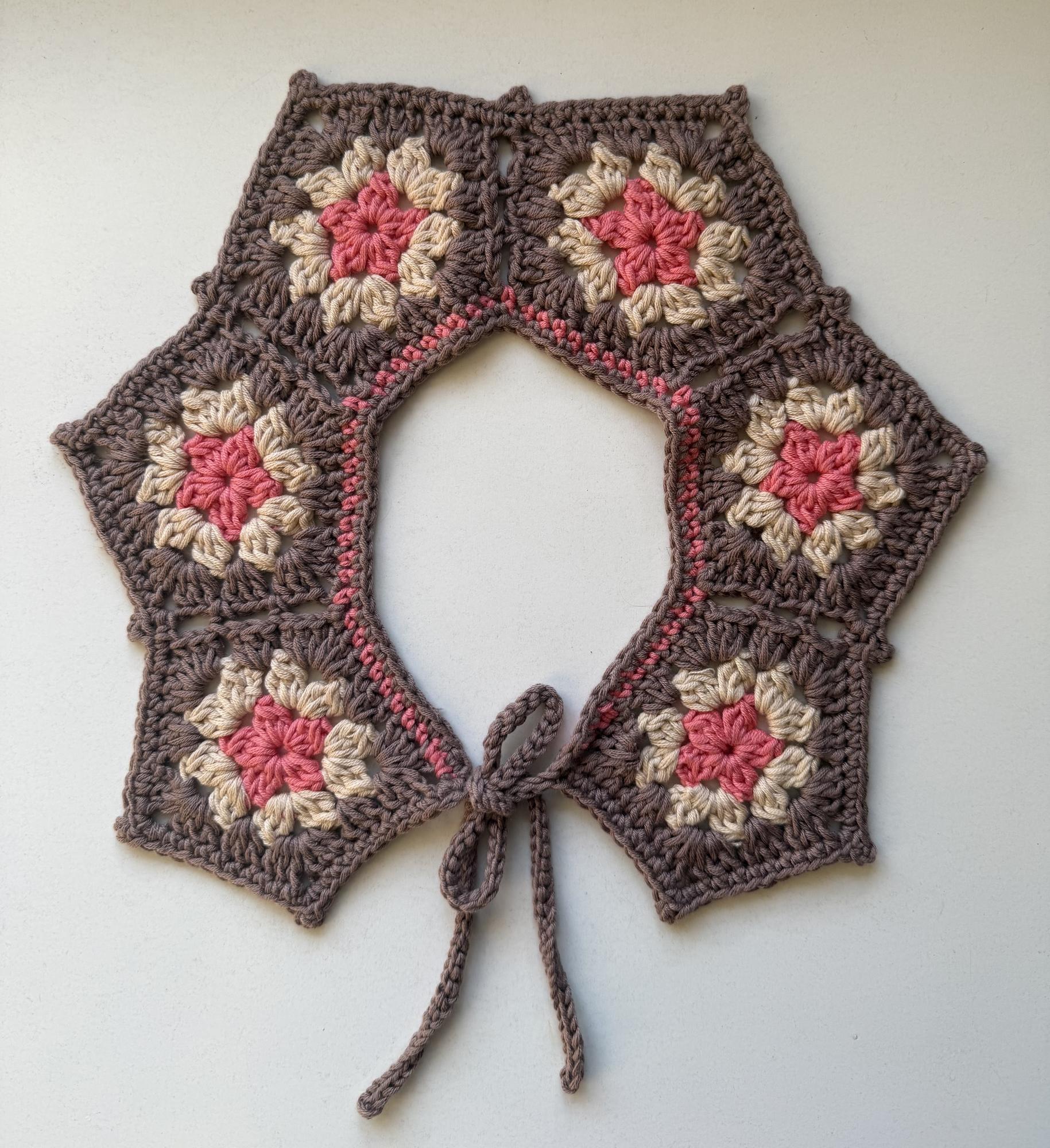 Воротник пятилистник какао