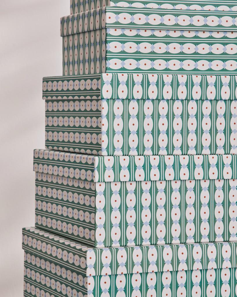 Подарочная коробка "Оливковый узор"