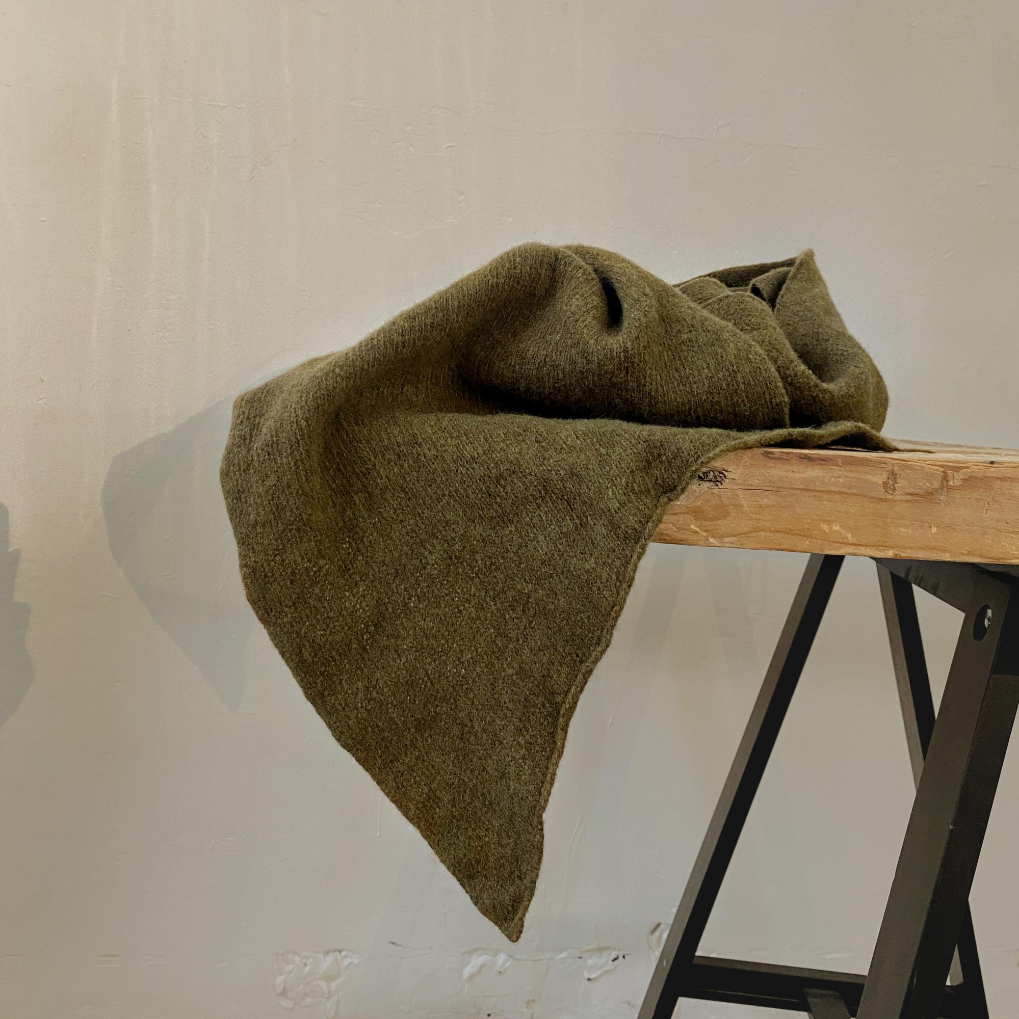 Шарф "Ласточка", зеленый