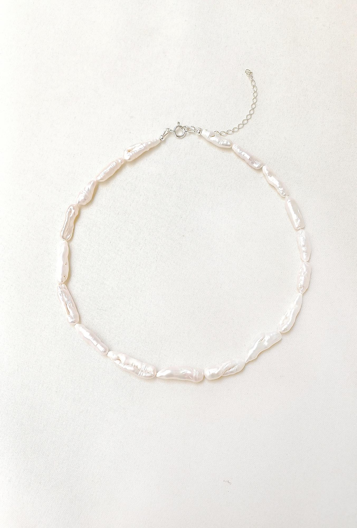 Чокер жемчужный "штрихи"