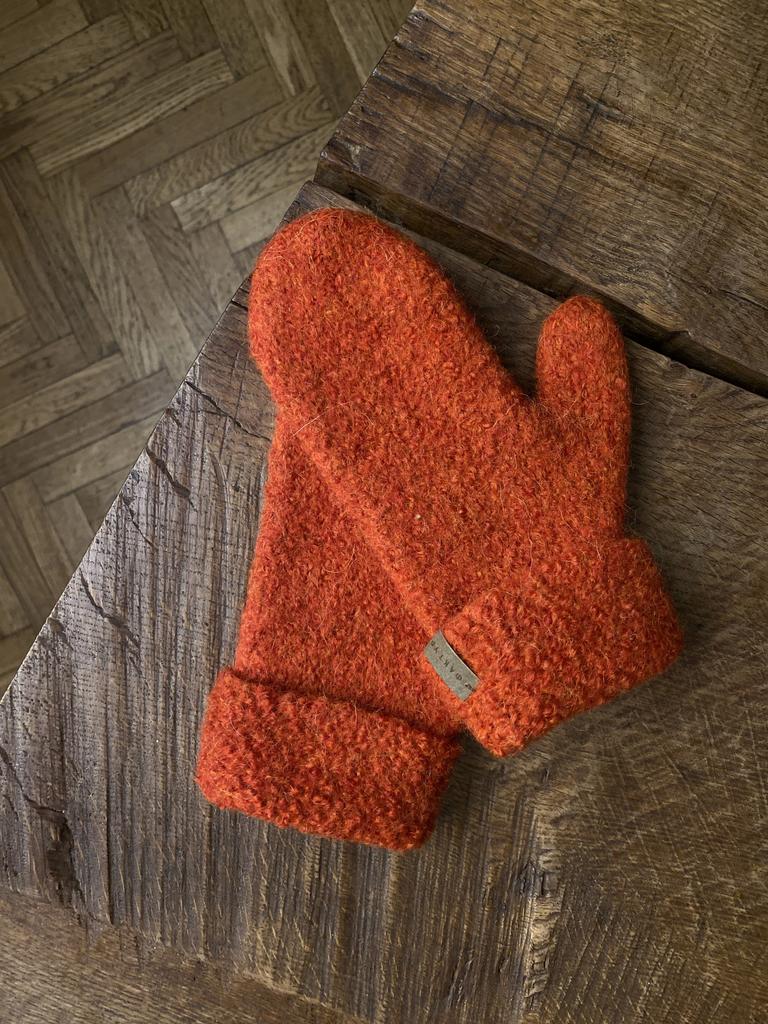 Варежки базовые, цвета календулы