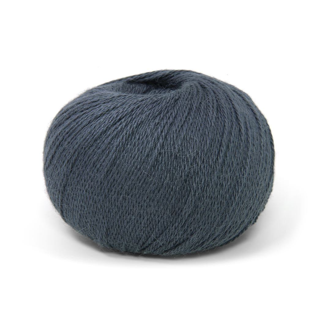 Пряжа Lanamania Silky цвет Dark Greyish Blue | Wool Story