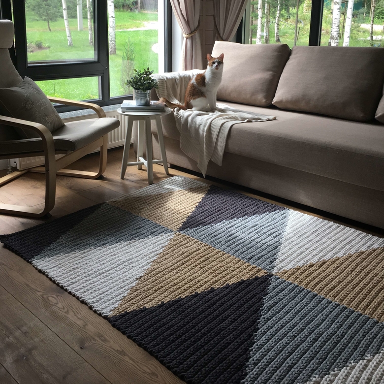 ОПИСАНИЕ КОВРА "ГЕОМЕТРИЯ УЮТА"