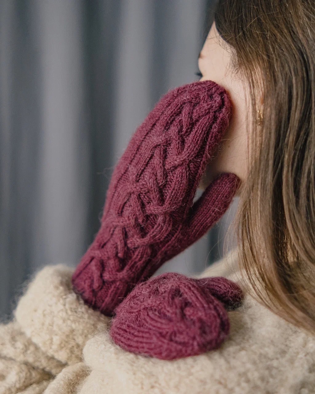 Варежки с аранами