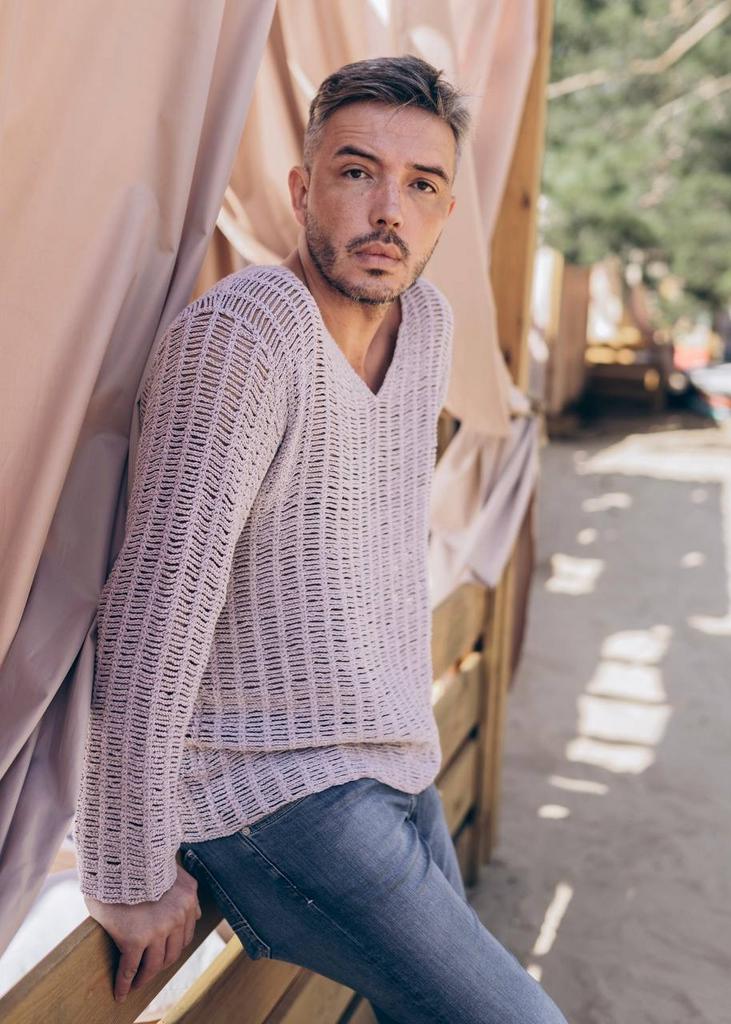 Пуловер «V»