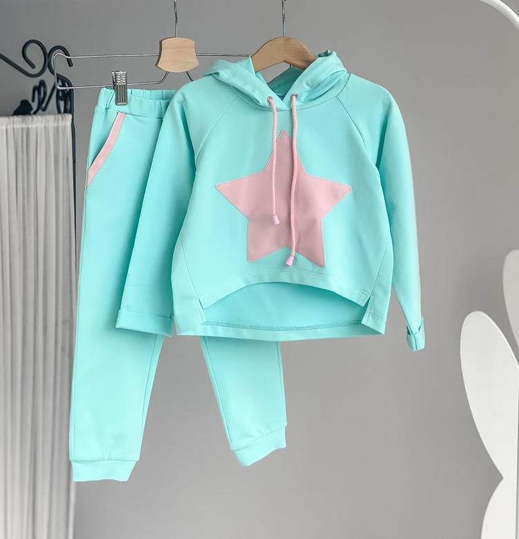 Укороченная толстовка + Штаны с карманами