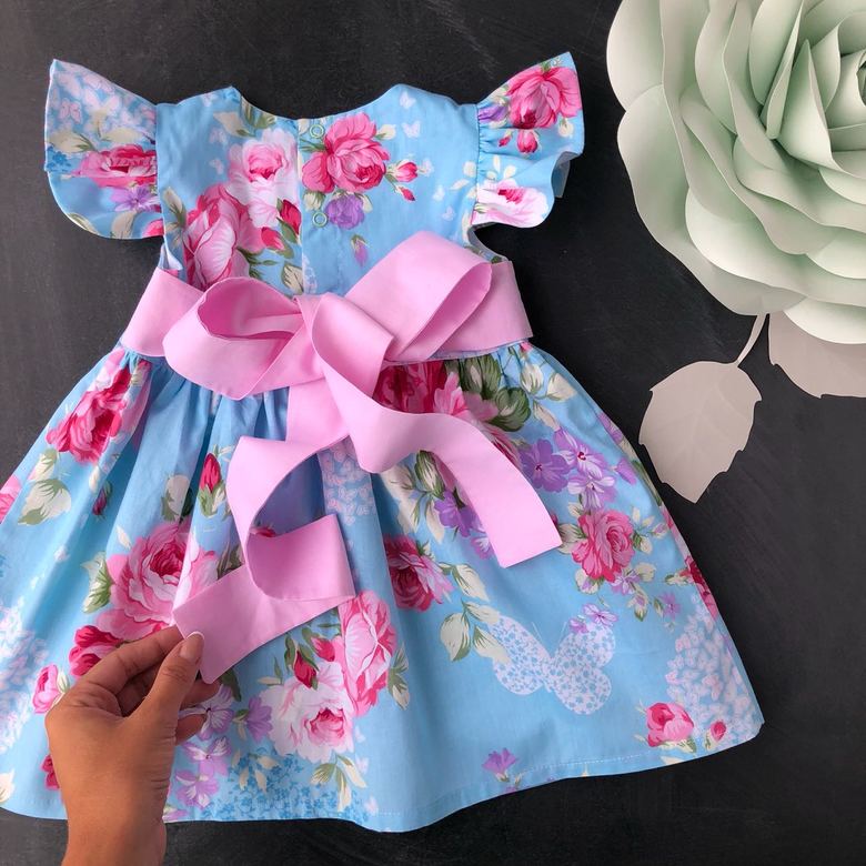 Платье с поясом "Крылышки"