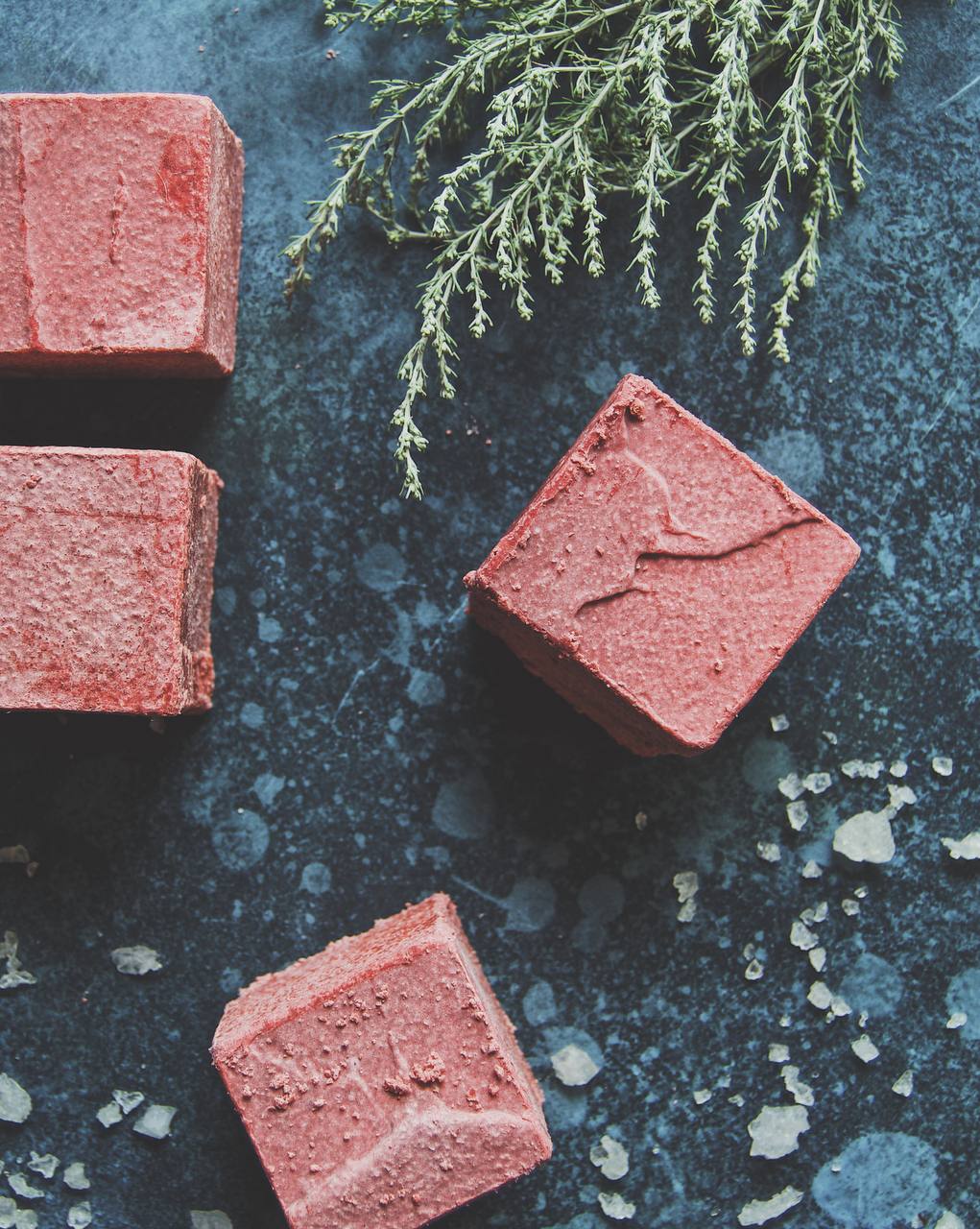 Соляное мыло "Розовое озеро"