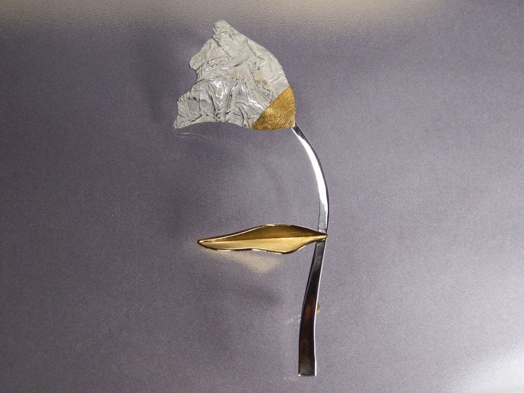 Брошь "Весенний Ветер"