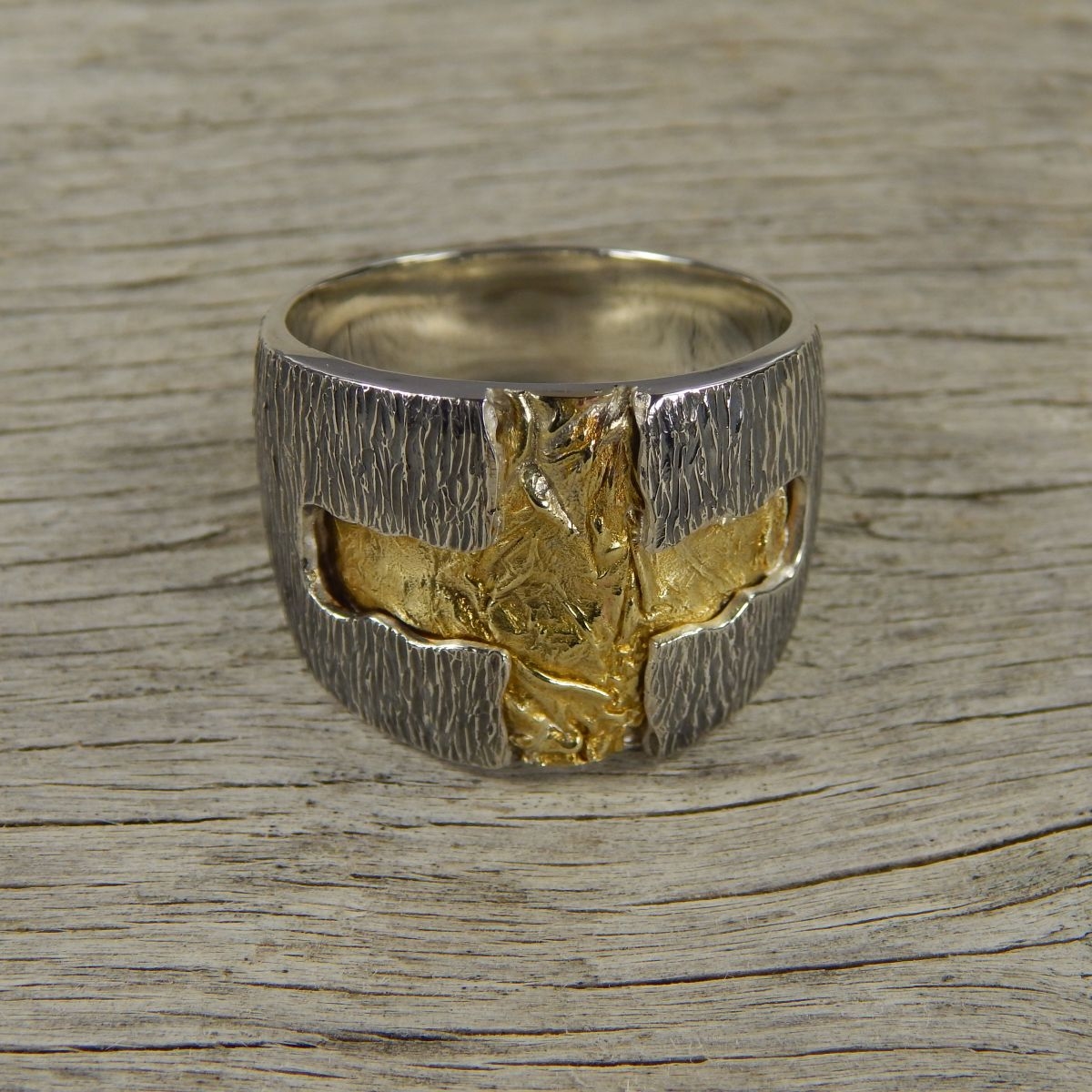 мужское кольцо