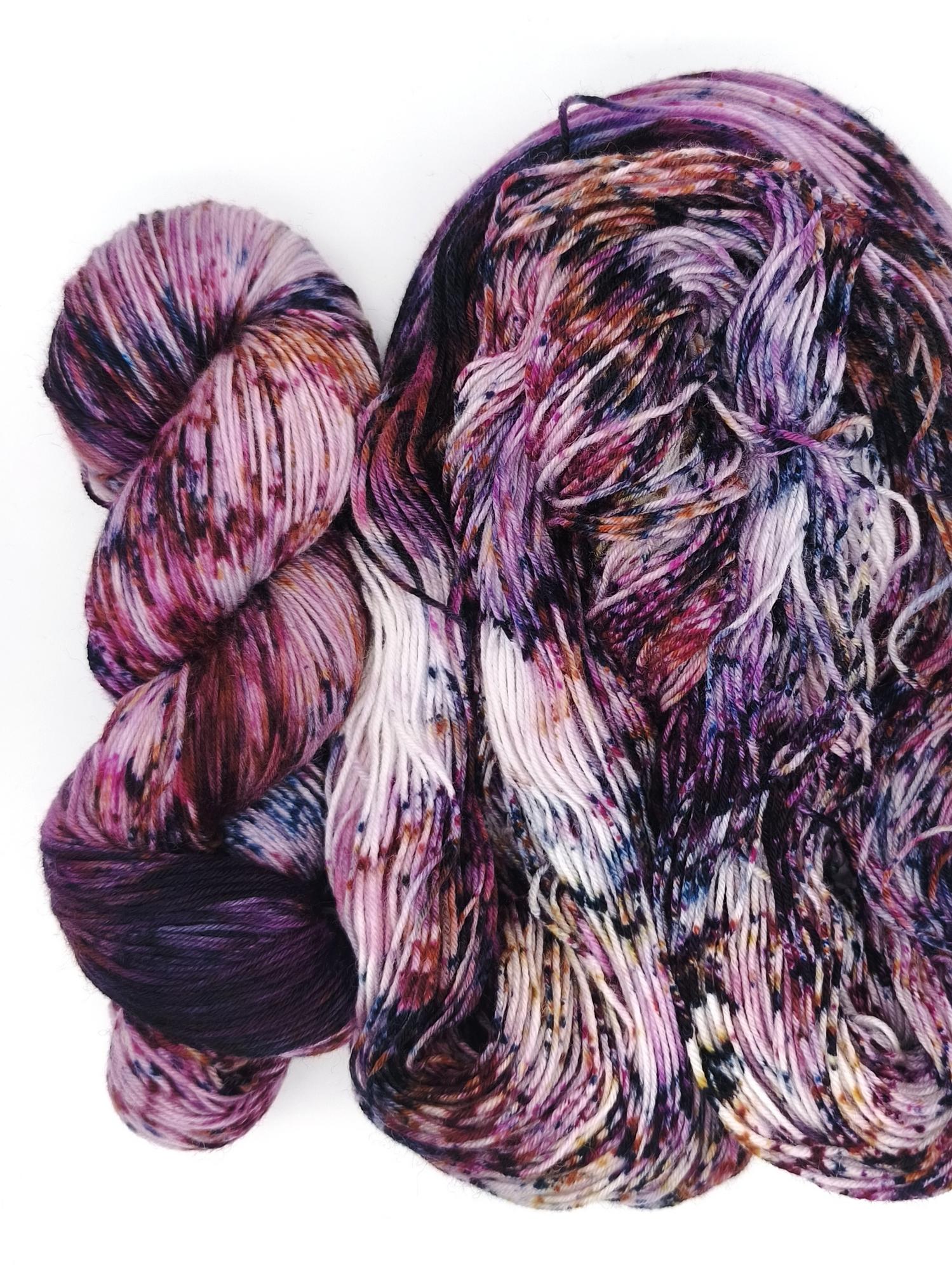 Пряжа ручного окрашивания, 100 гр/420 м, 75% меринос, 25% ПА, 1420