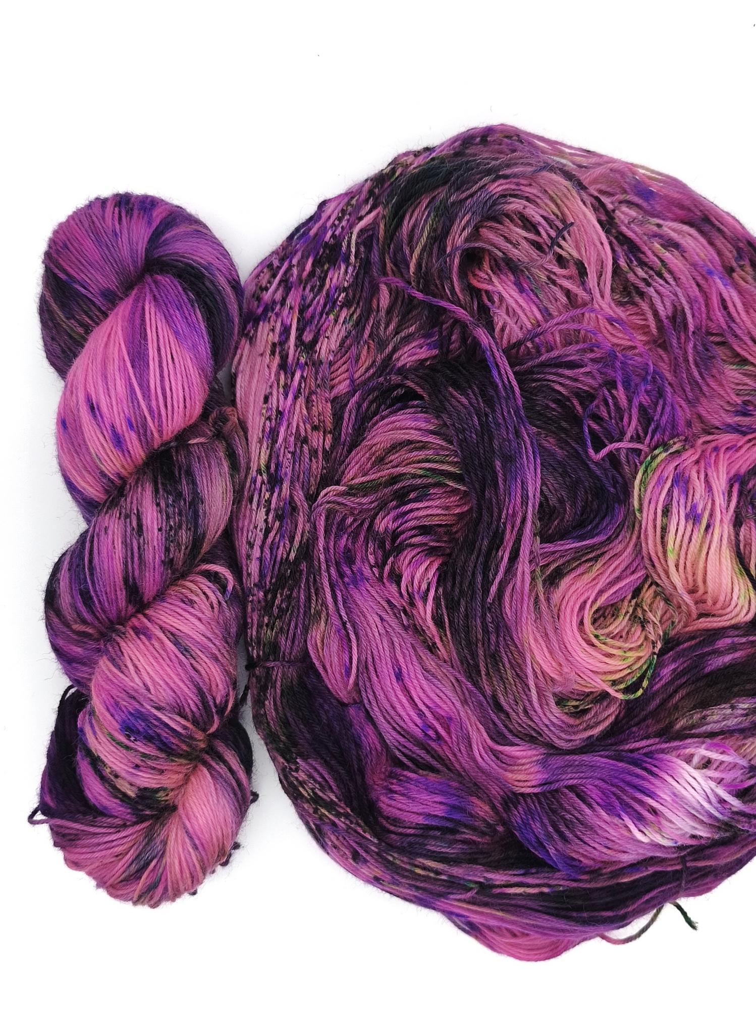 Пряжа ручного окрашивания, 100 гр/420 м, 75% меринос, 25% ПА, 3420