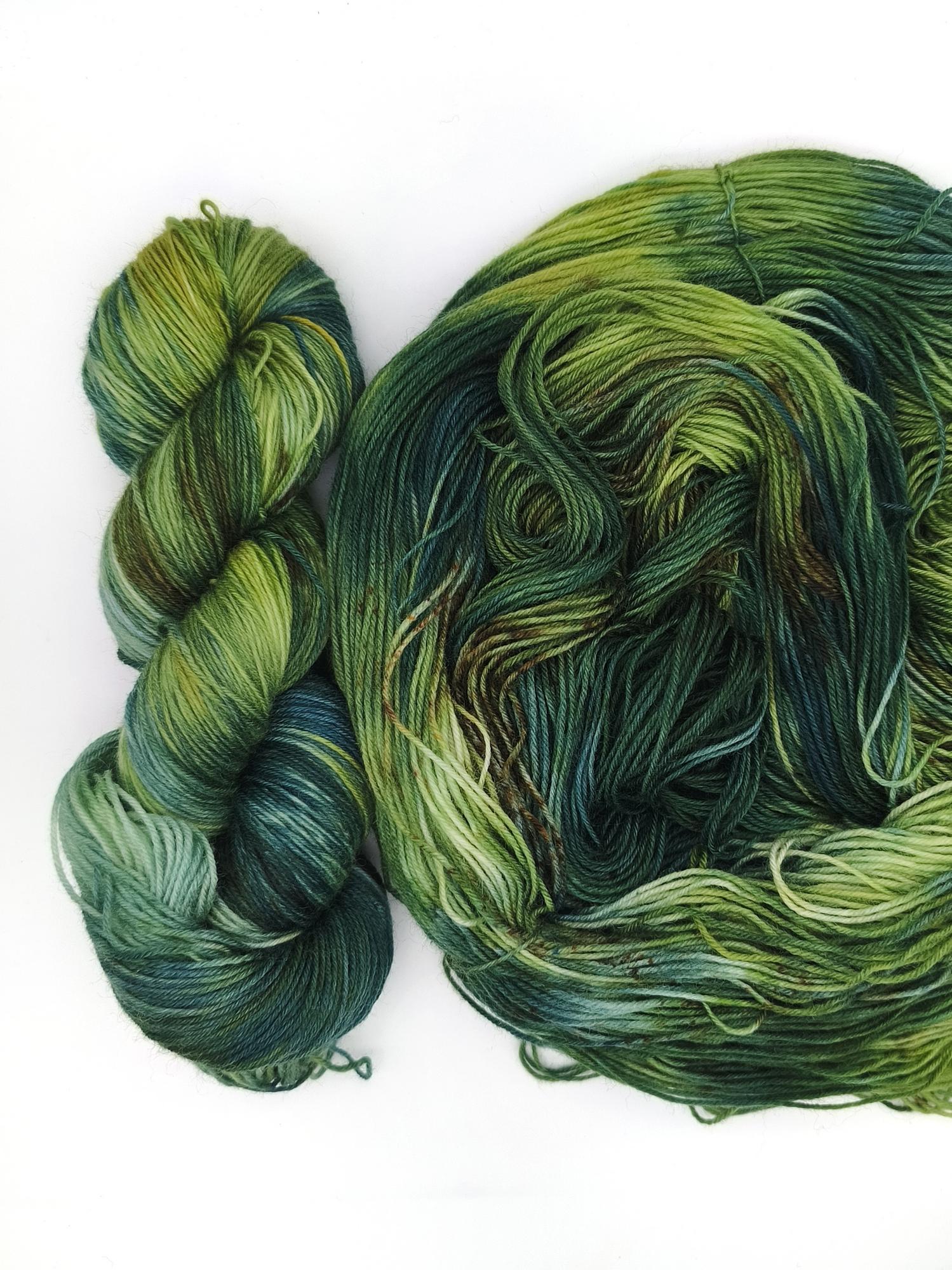 Пряжа ручного окрашивания, 100 гр/420 м, 75% меринос, 25% ПА, 20420