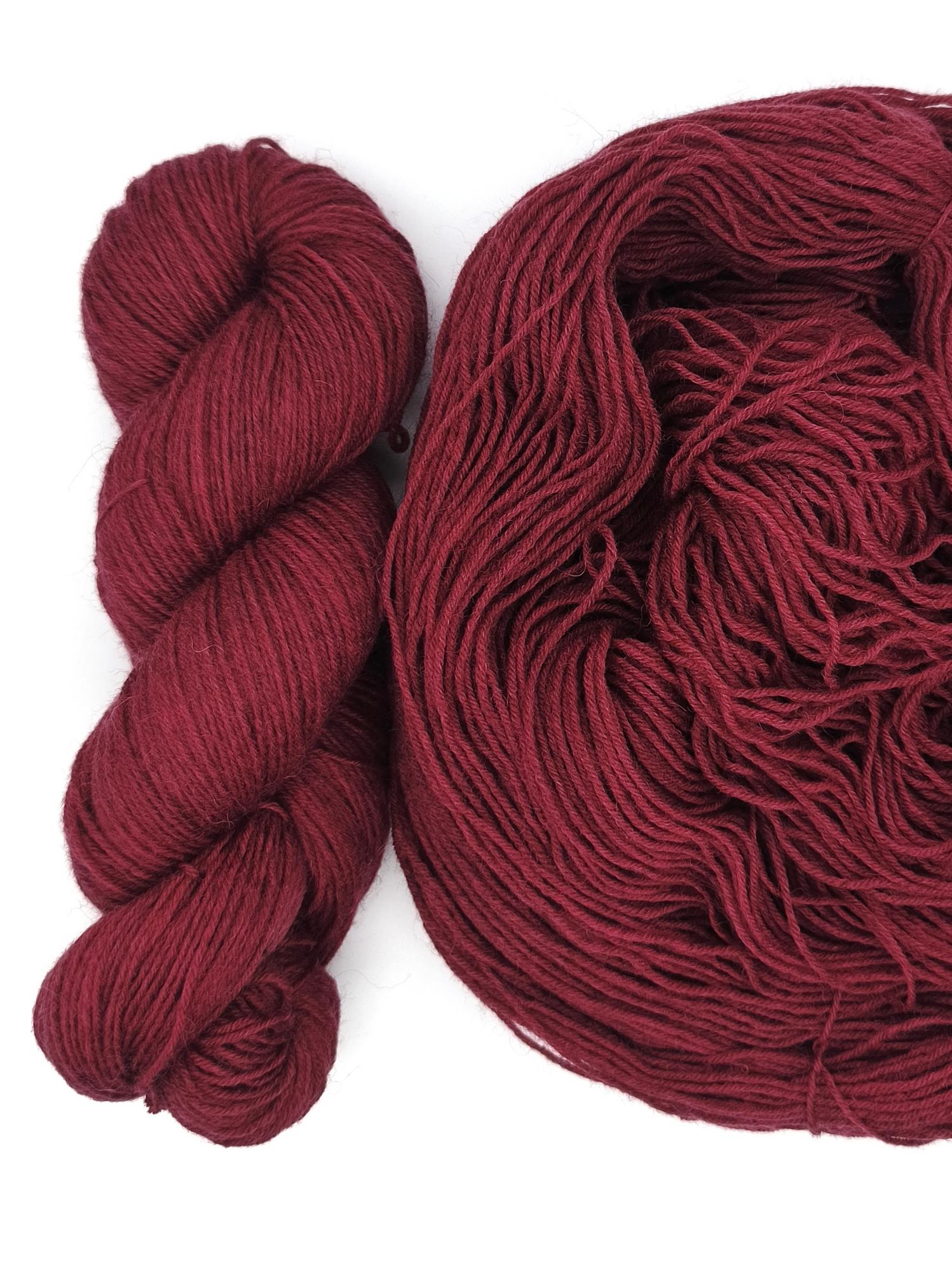 Пряжа ручного окрашивания, 100 гр/420 м, 75% меринос, 25% ПА, 69420